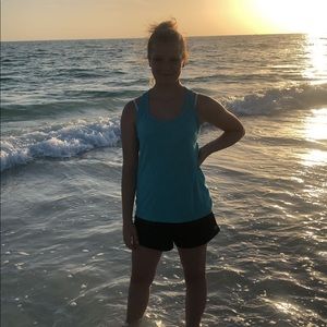 Meet your Posher, Olivia